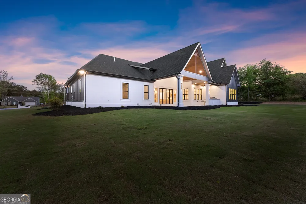 2366 Wall RD Monroe, GA 30655