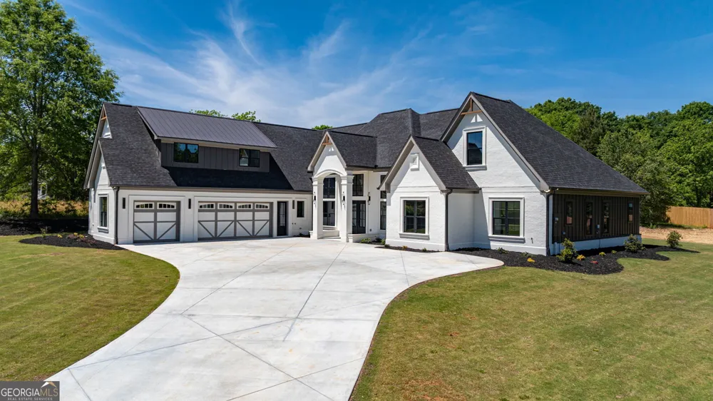 2366 Wall RD Monroe, GA 30655