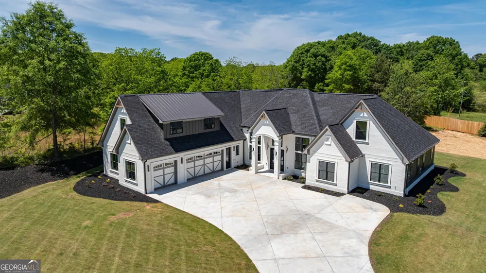 2366 Wall RD Monroe, GA 30655