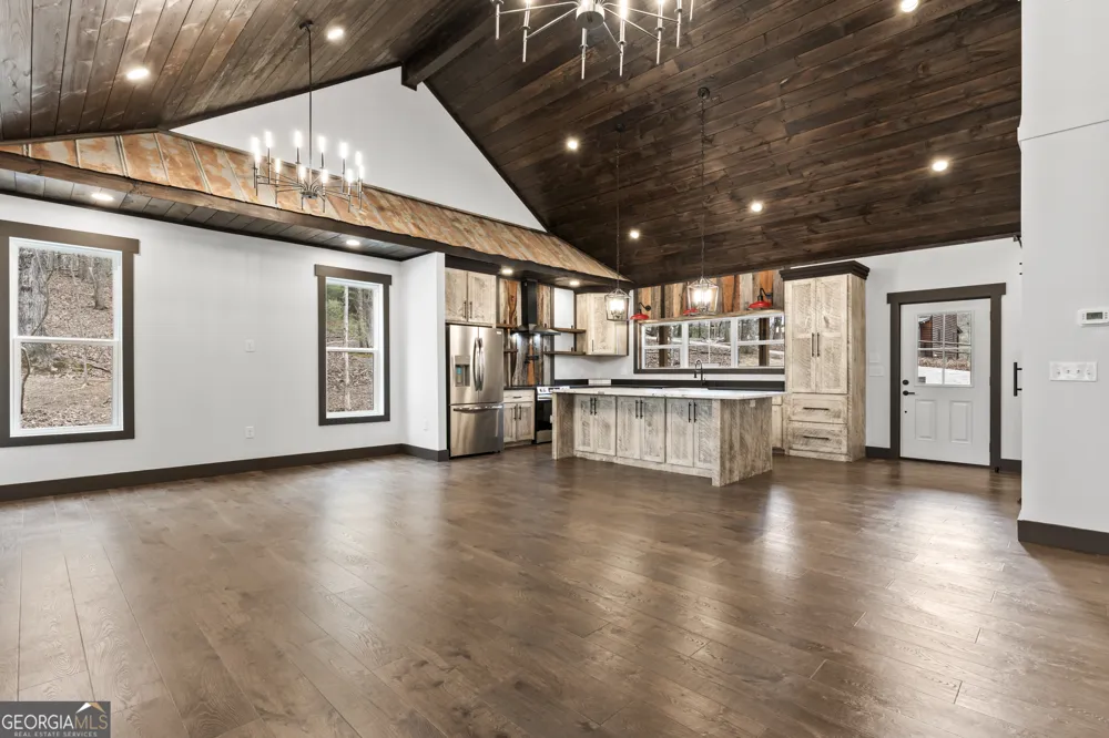 64 Nickel LN Ellijay, GA 30540