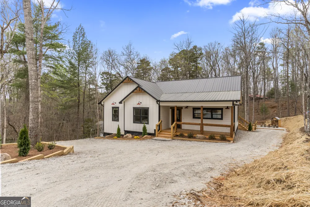 64 Nickel LN Ellijay, GA 30540