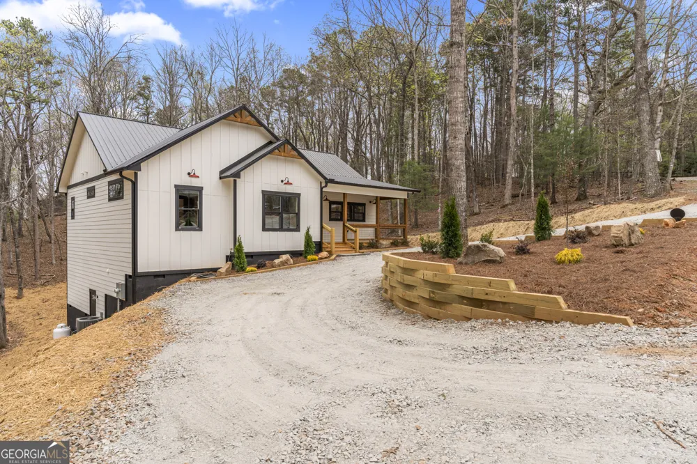 64 Nickel LN Ellijay, GA 30540