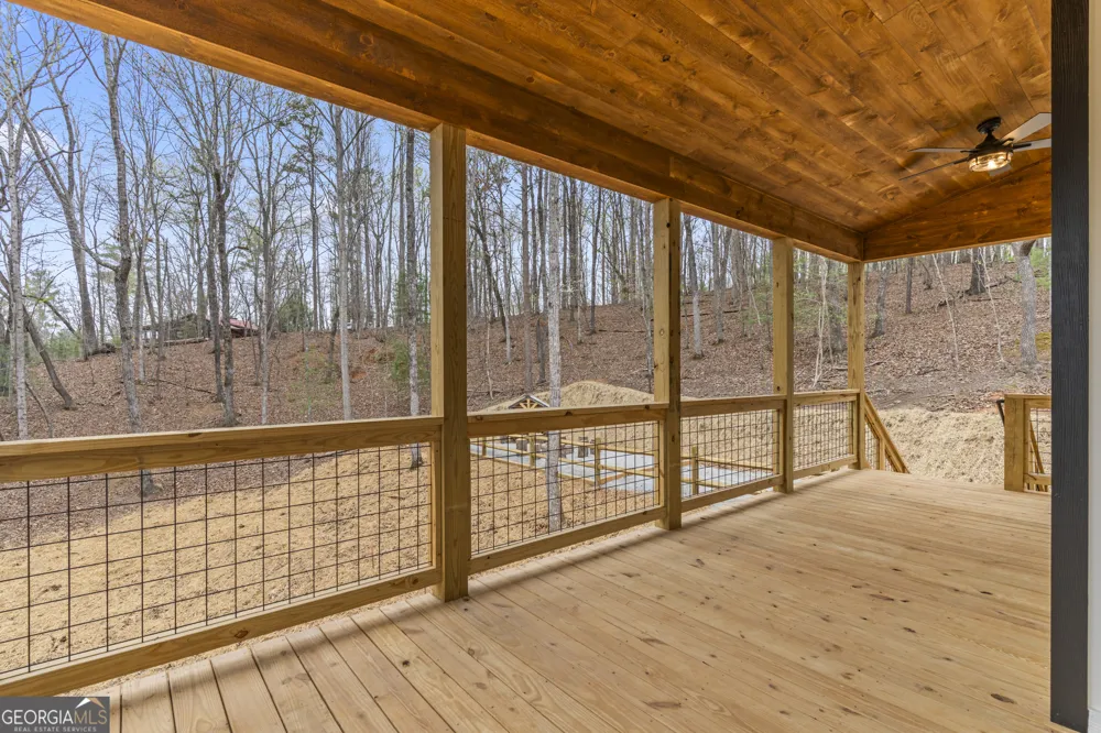 64 Nickel LN Ellijay, GA 30540