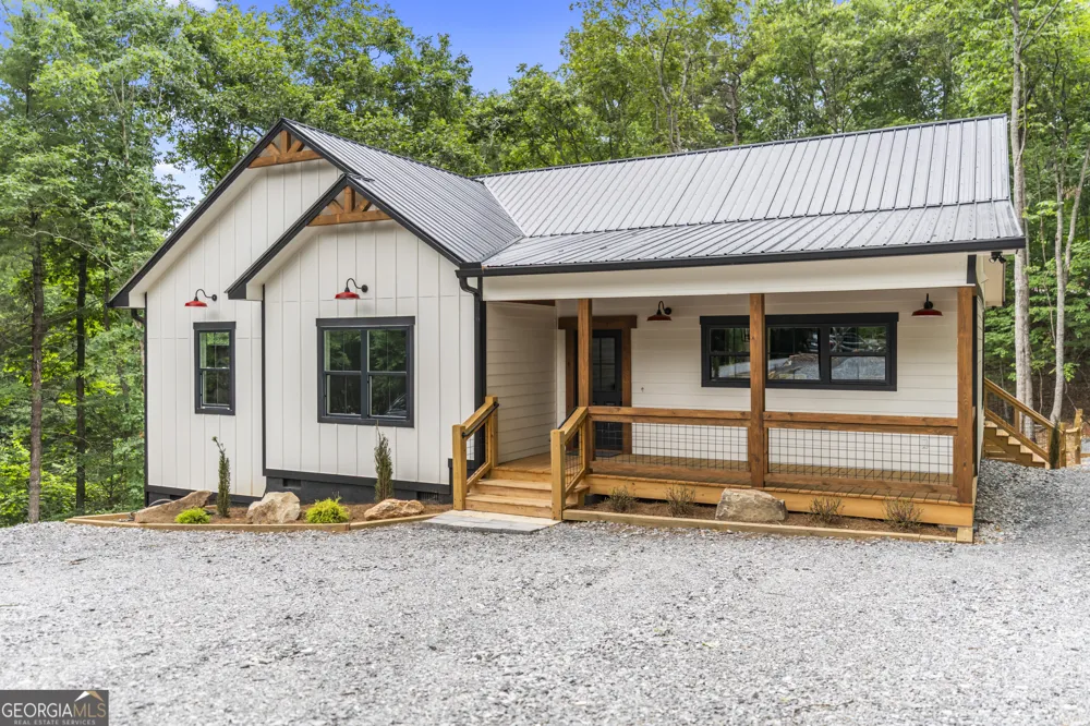 64 Nickel LN Ellijay, GA 30540