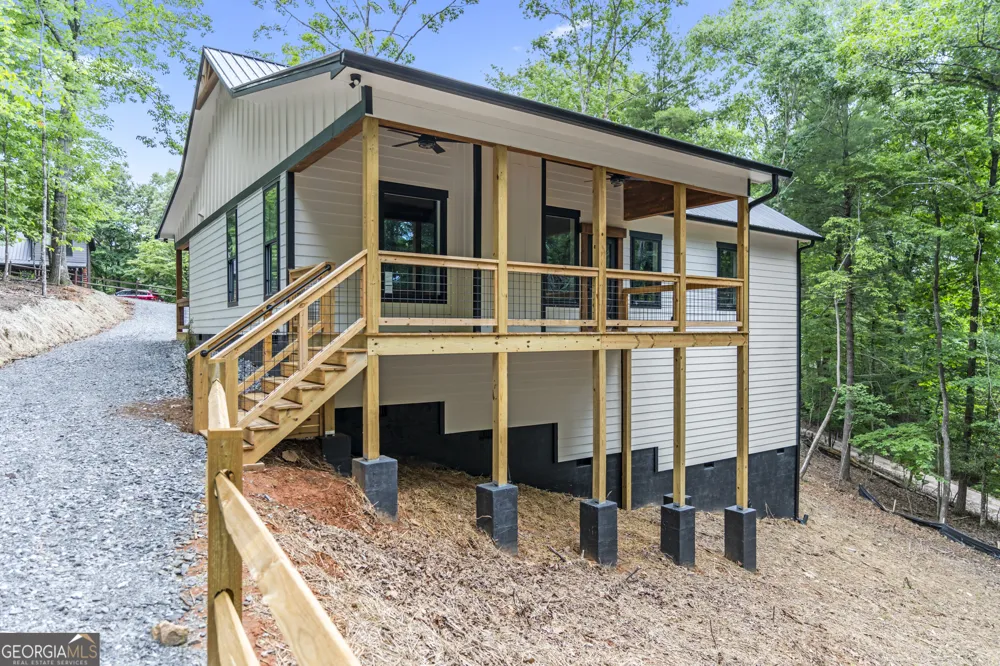 64 Nickel LN Ellijay, GA 30540