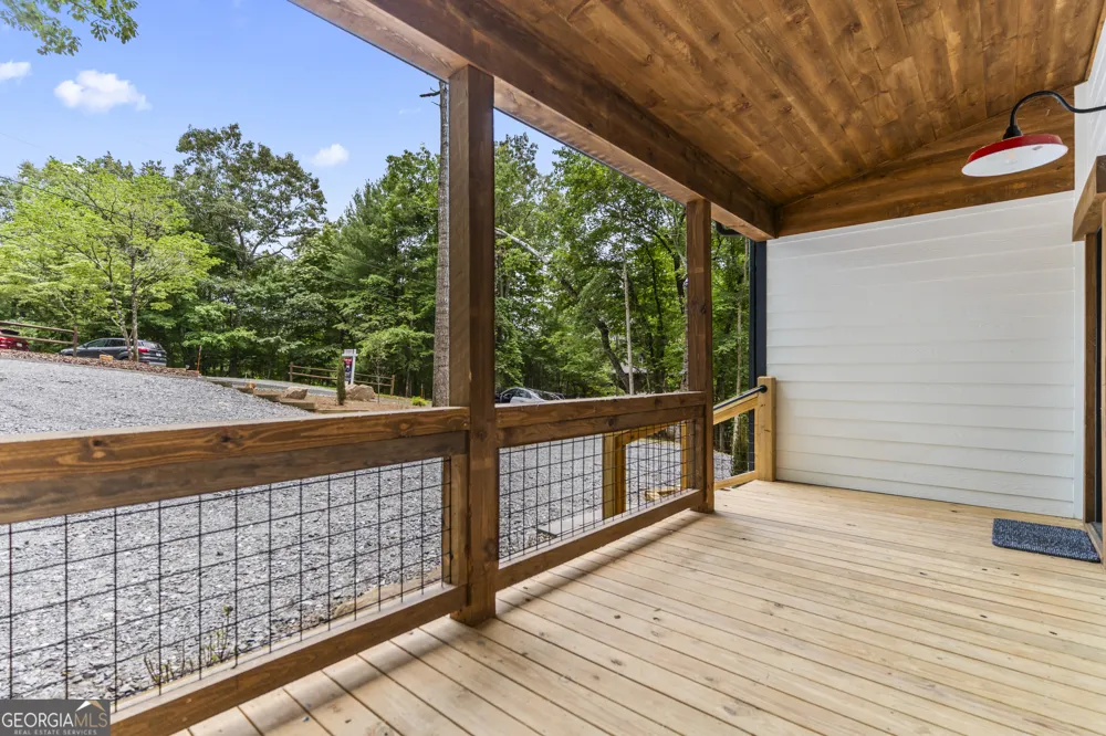 64 Nickel LN Ellijay, GA 30540