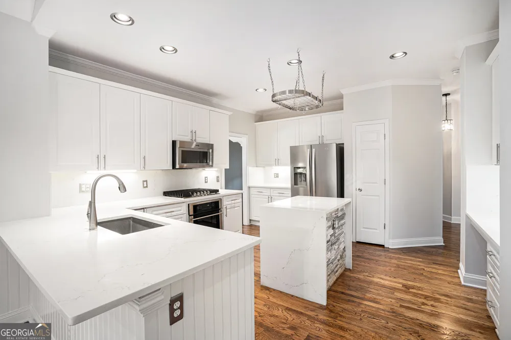 523 Sycamore PT Woodstock, GA 30189