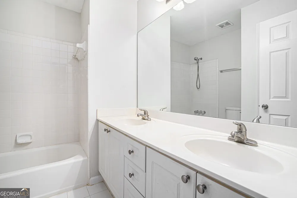 523 Sycamore PT Woodstock, GA 30189