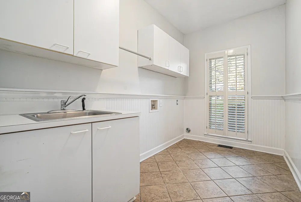 523 Sycamore PT Woodstock, GA 30189
