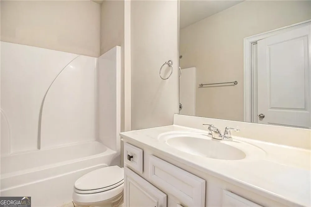 283 Hickory Pointe DR Acworth, GA 30101
