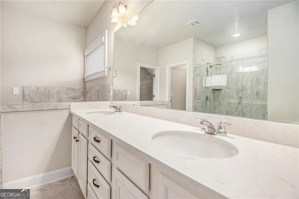 283 Hickory Pointe DR Acworth, GA 30101