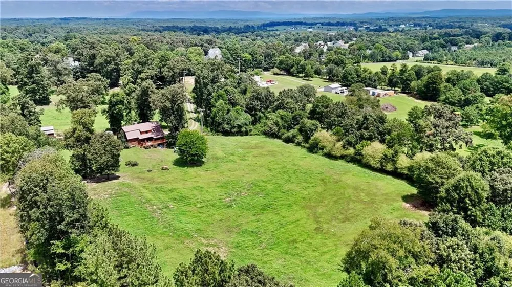 527 Beason RD SE Calhoun, GA 30701