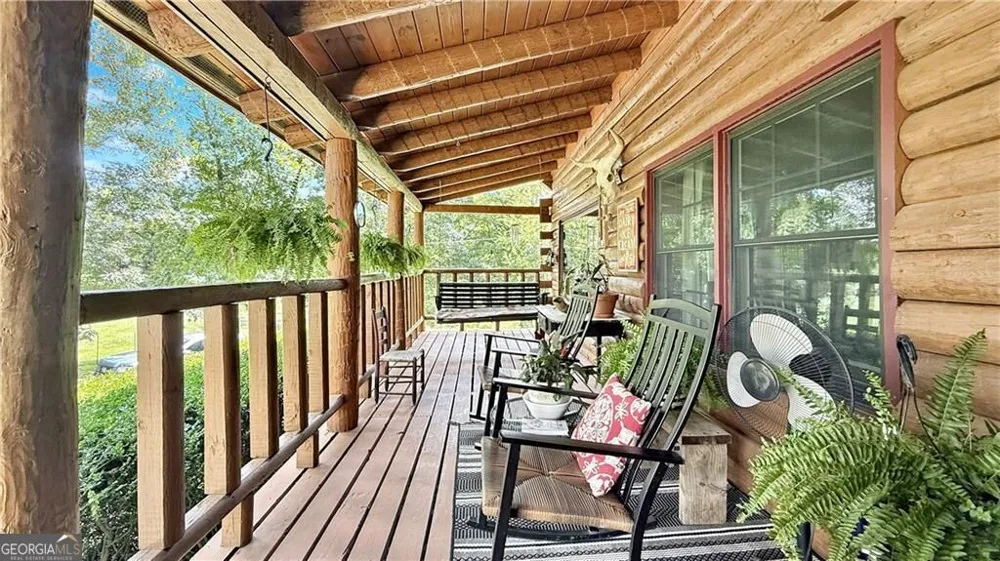527 Beason RD SE Calhoun, GA 30701