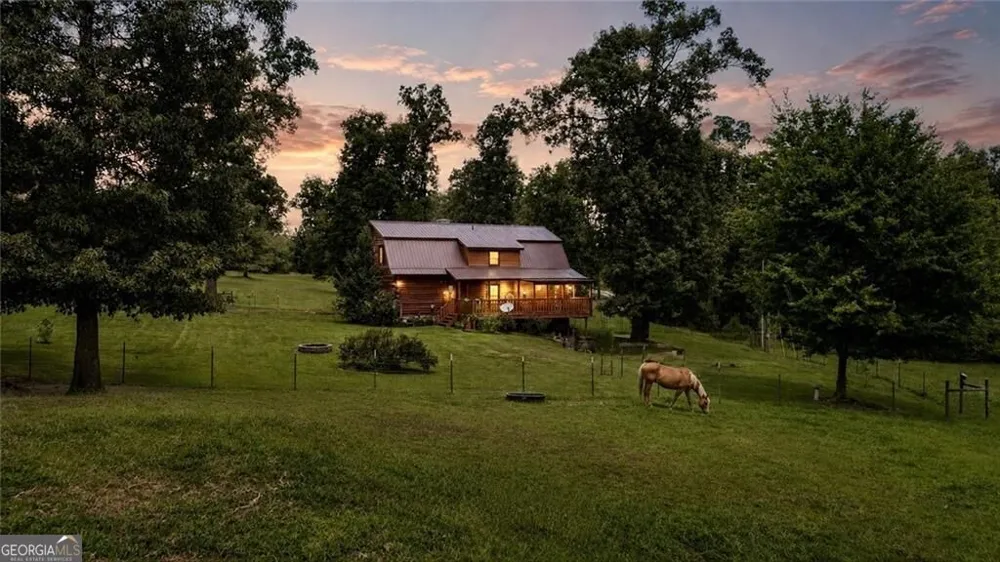 527 Beason RD SE Calhoun, GA 30701