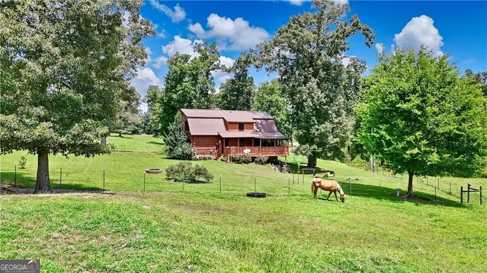 527 Beason RD SE Calhoun, GA 30701