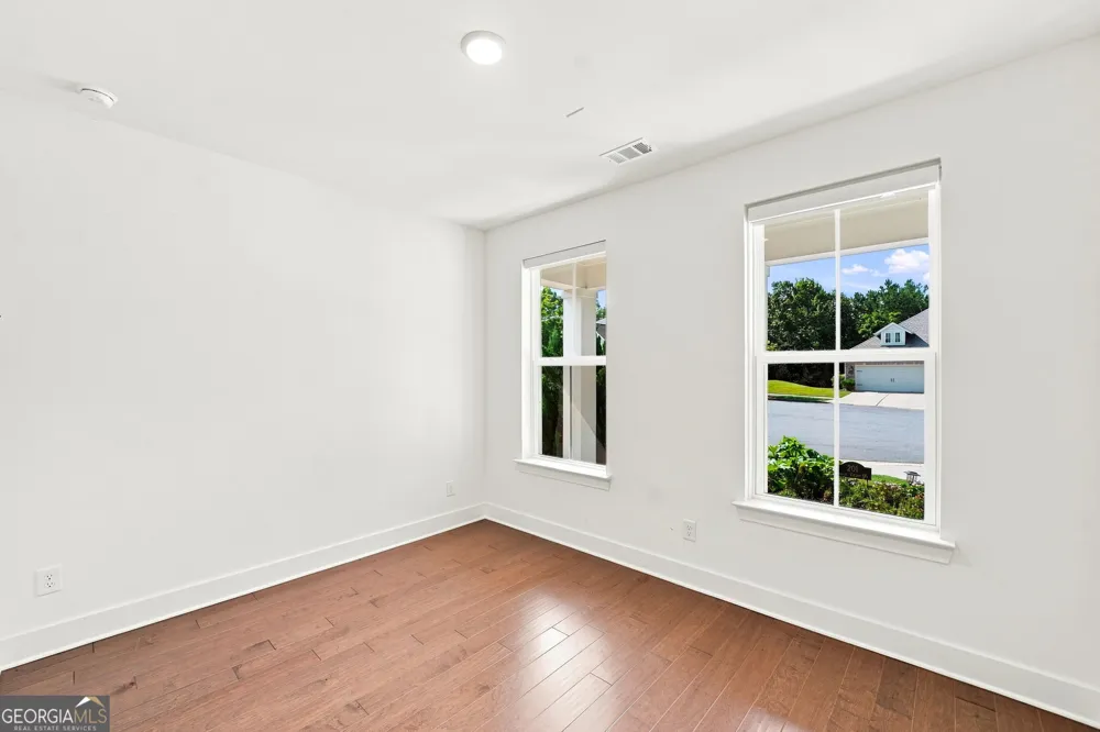 201 Floral Valley DR Woodstock, GA 30188