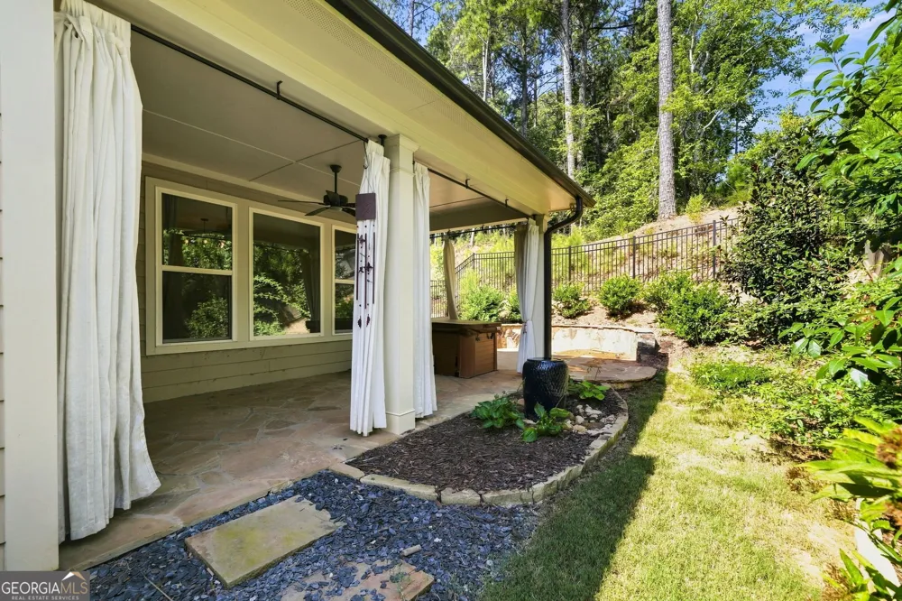 201 Floral Valley DR Woodstock, GA 30188