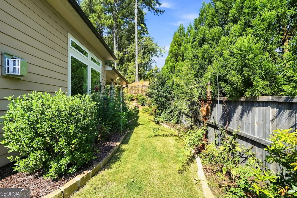 201 Floral Valley DR Woodstock, GA 30188