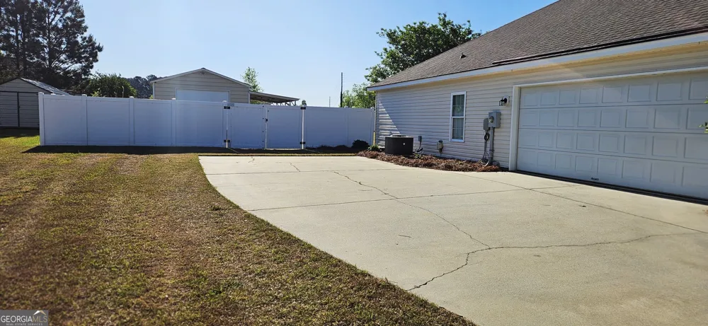 100 Wedgefield WAY Statesboro, GA 30458