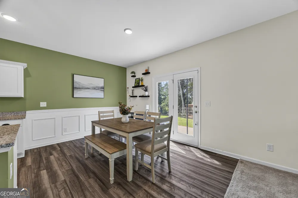 241 Knightsbridge LN Winder, GA 30680