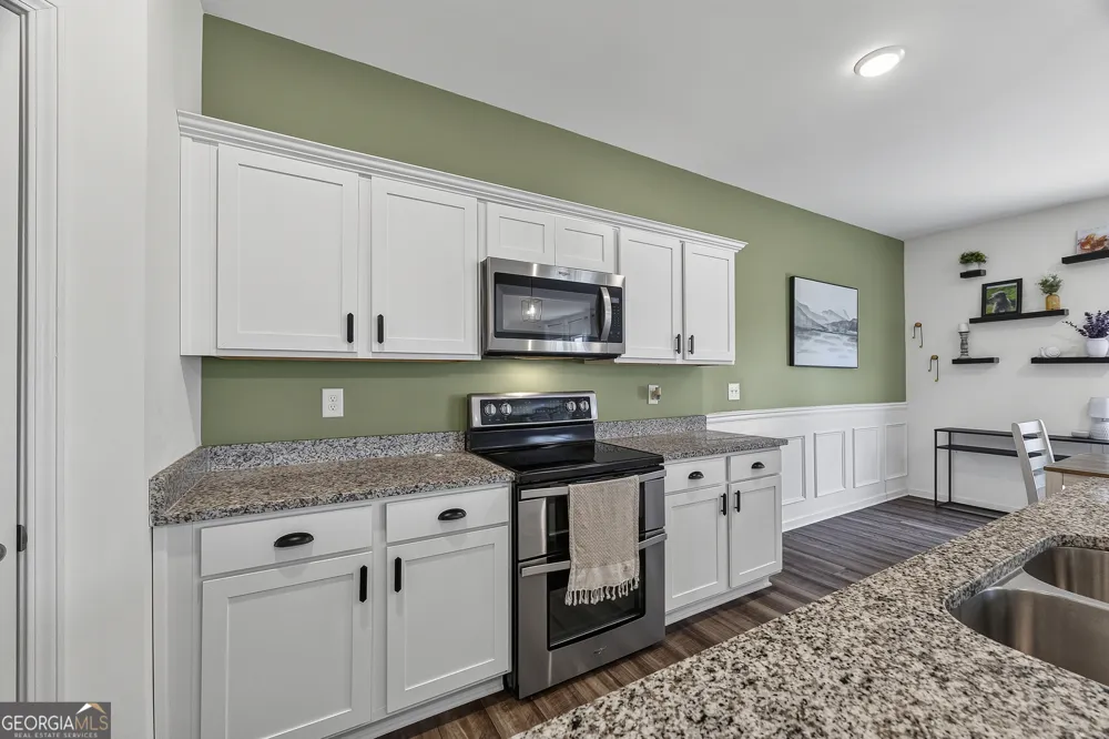 241 Knightsbridge LN Winder, GA 30680