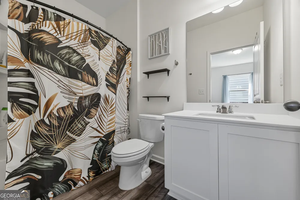 241 Knightsbridge LN Winder, GA 30680