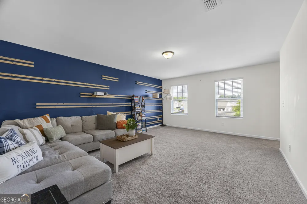 241 Knightsbridge LN Winder, GA 30680