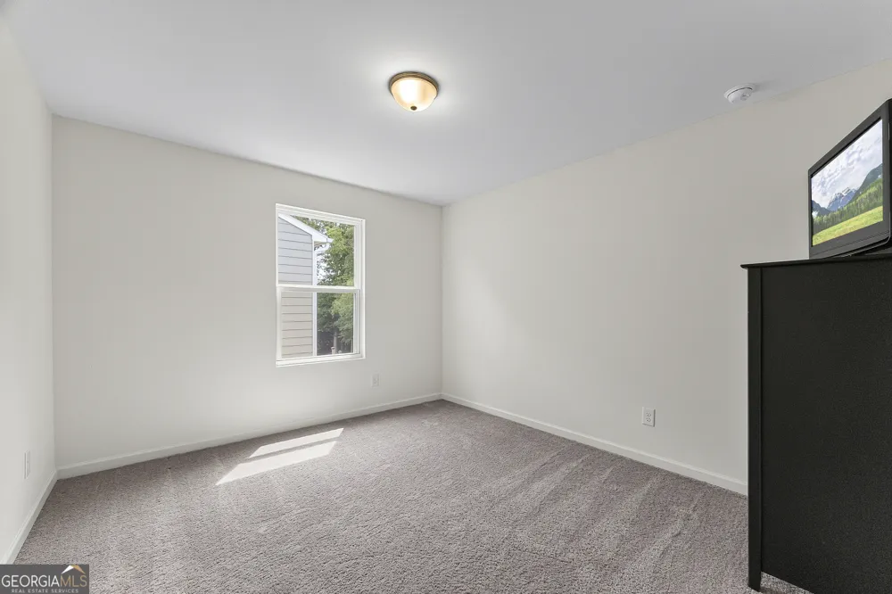 241 Knightsbridge LN Winder, GA 30680