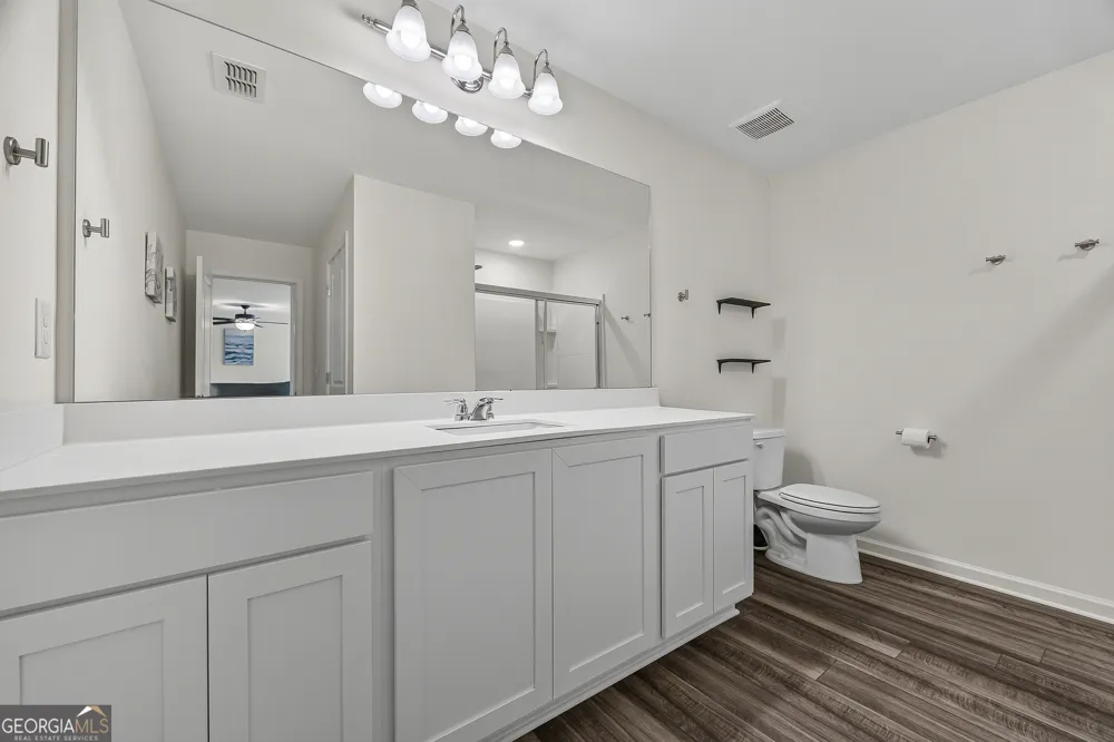 241 Knightsbridge LN Winder, GA 30680