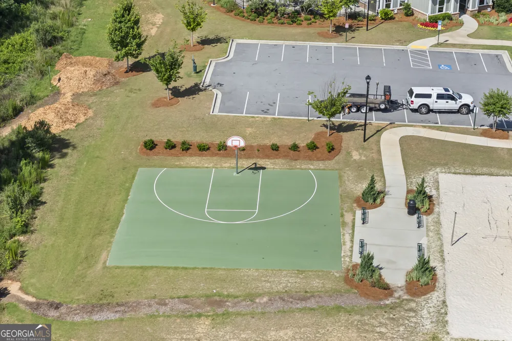 241 Knightsbridge LN Winder, GA 30680