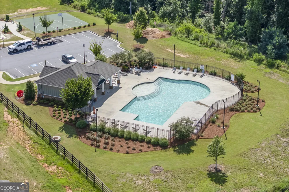 241 Knightsbridge LN Winder, GA 30680