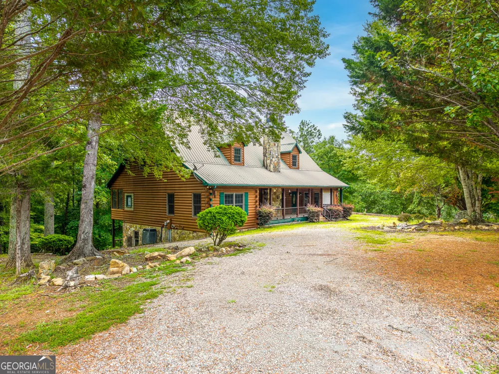 1347 Ivylog DR Blairsville, GA 30512
