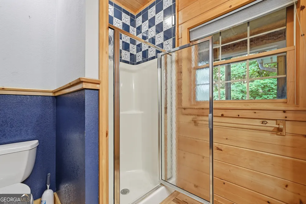 1347 Ivylog DR Blairsville, GA 30512