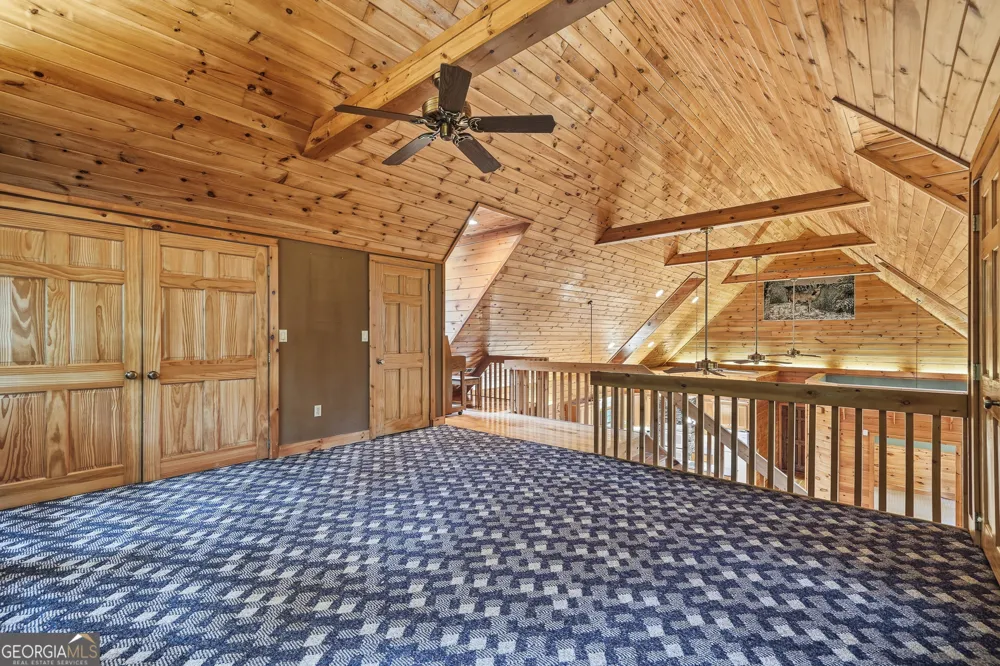 1347 Ivylog DR Blairsville, GA 30512