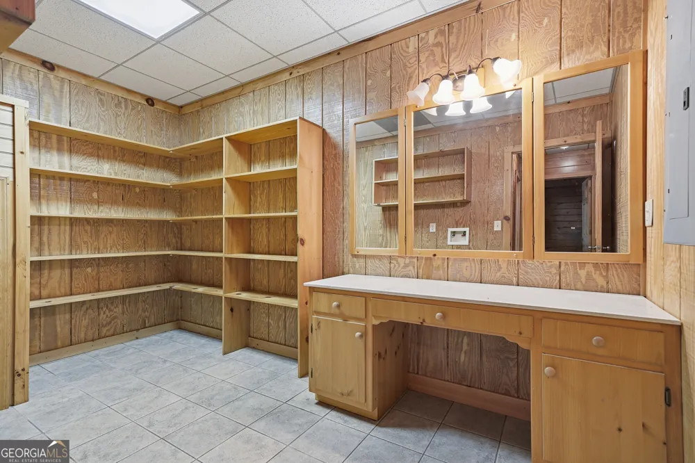 1347 Ivylog DR Blairsville, GA 30512