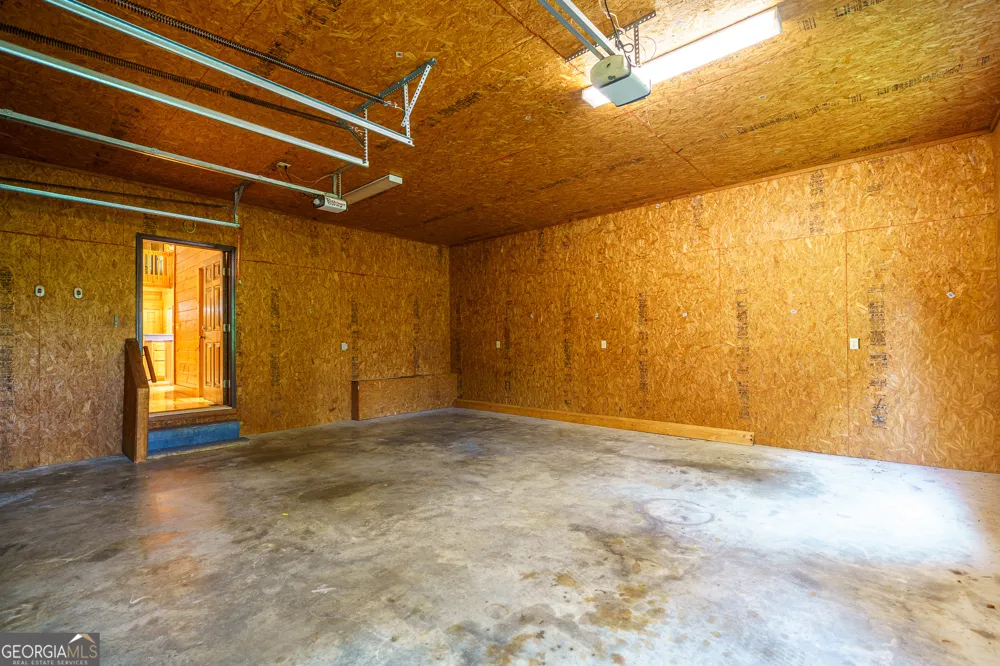 1347 Ivylog DR Blairsville, GA 30512