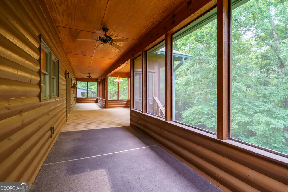 1347 Ivylog DR Blairsville, GA 30512