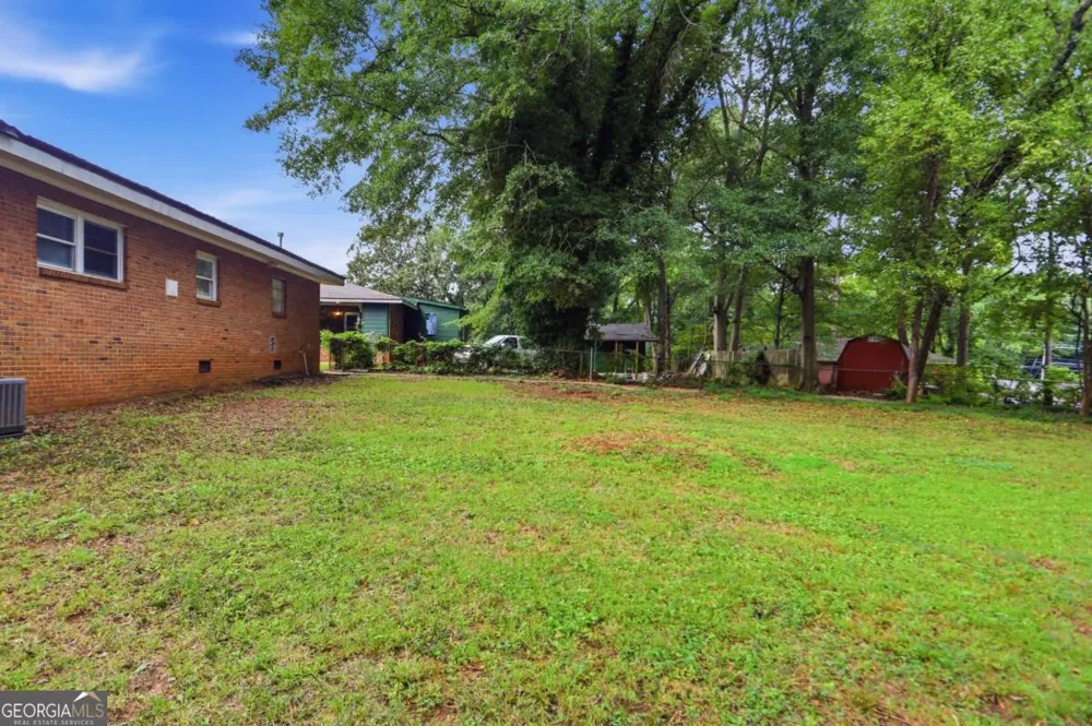 25 Larose CIR SE Marietta, GA 30060
