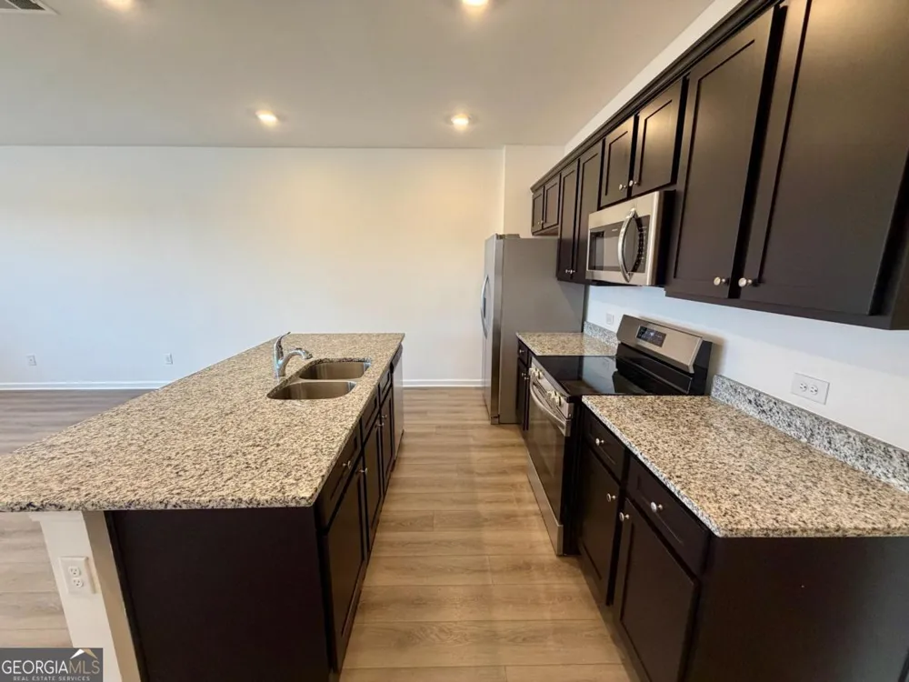 257 Kenoot DR McDonough, GA 30253
