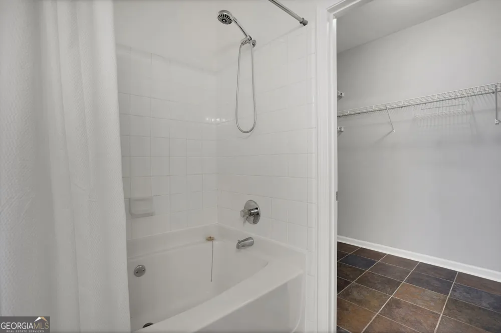 2700 Pine Tree RD NE Atlanta, GA 30324