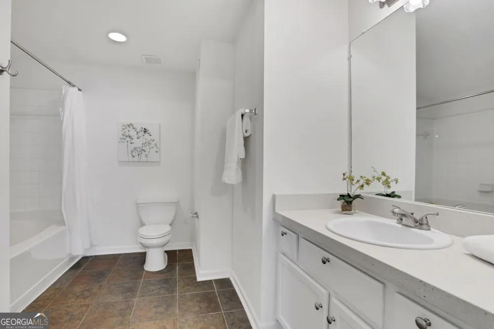2700 Pine Tree RD NE Atlanta, GA 30324
