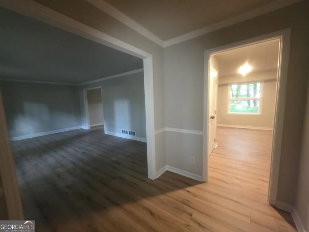 5382 Rockbridge RD Stone Mountain, GA 30088