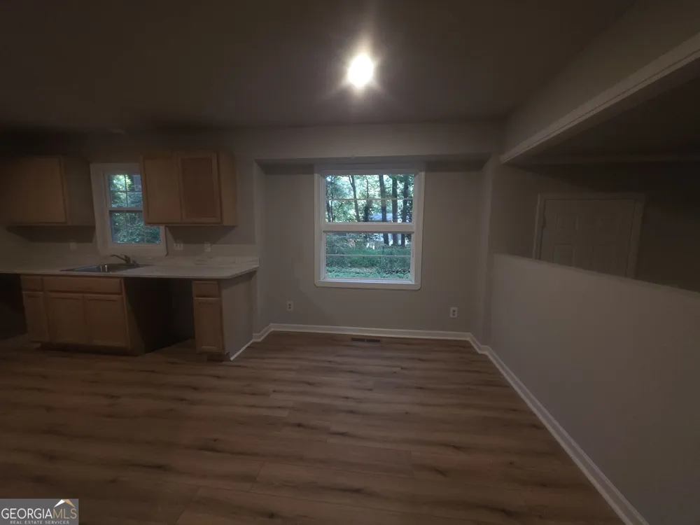 5382 Rockbridge RD Stone Mountain, GA 30088