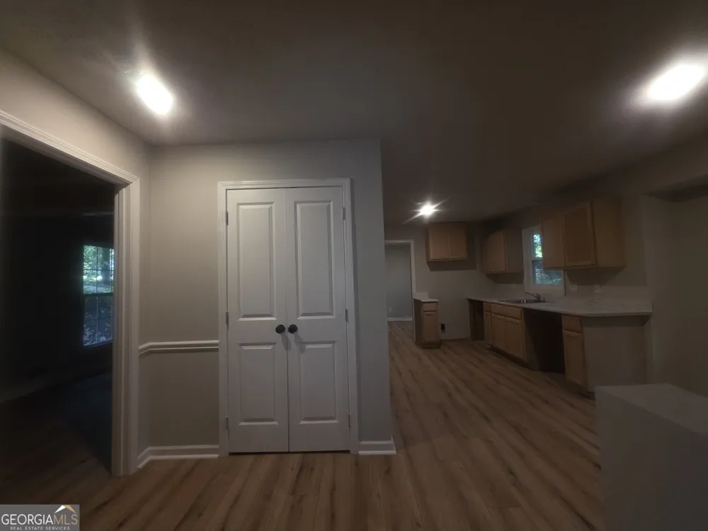 5382 Rockbridge RD Stone Mountain, GA 30088