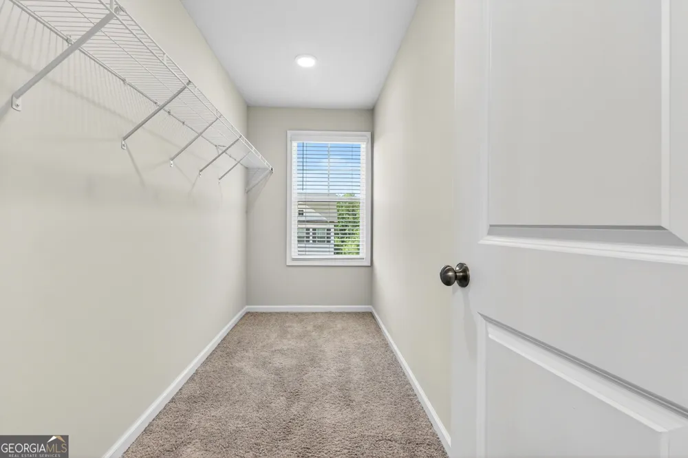 12 Silver LN Newnan, GA 30265
