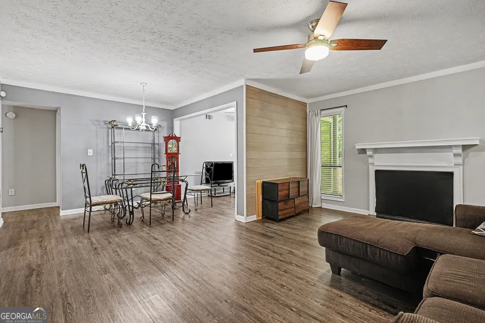 4004 Woodridge WAY Tucker, GA 30084