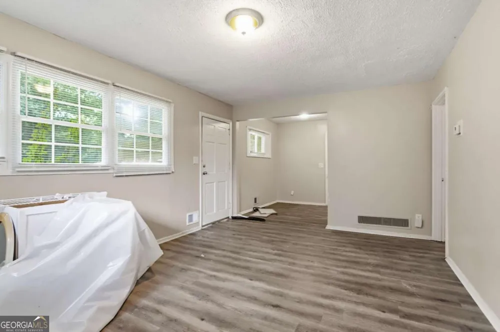 1836 Evans DR SW Atlanta, GA 30310