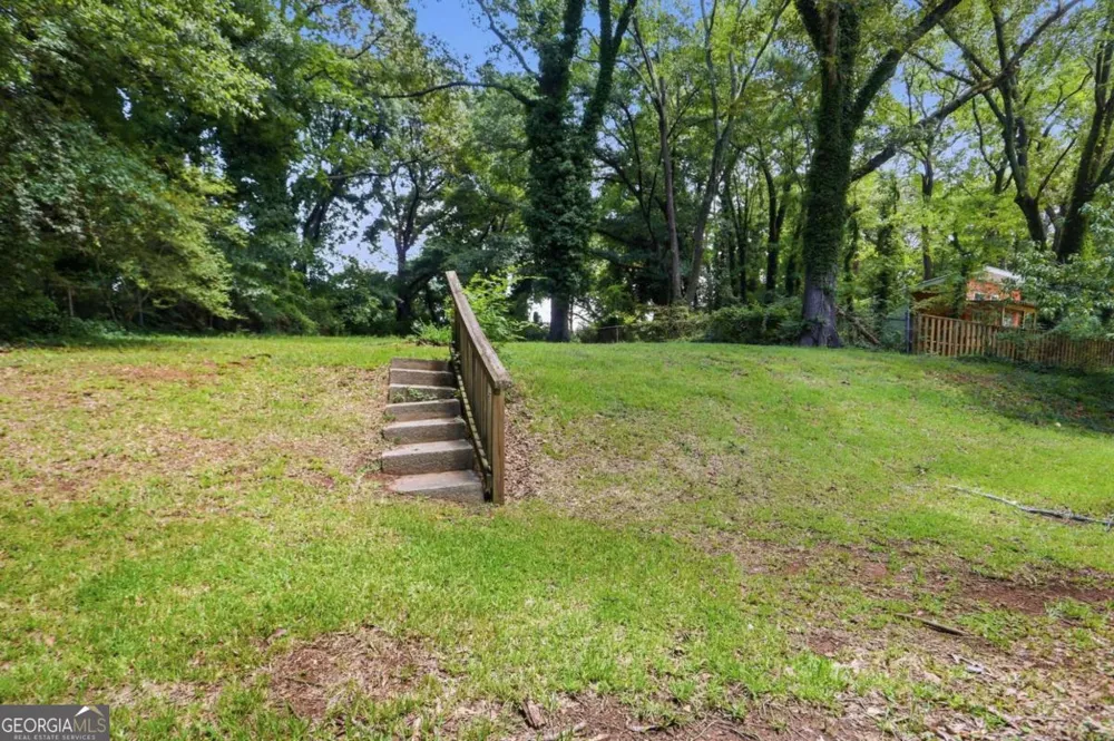 1836 Evans DR SW Atlanta, GA 30310
