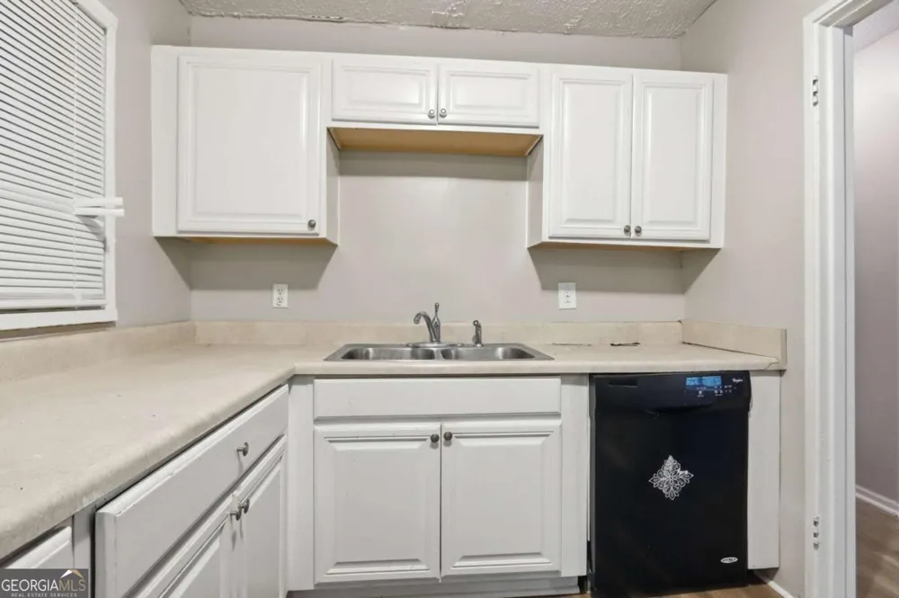 1836 Evans DR SW Atlanta, GA 30310