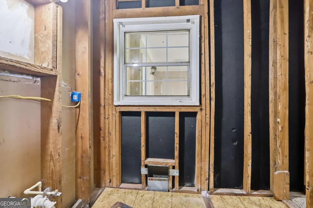 1836 Evans DR SW Atlanta, GA 30310